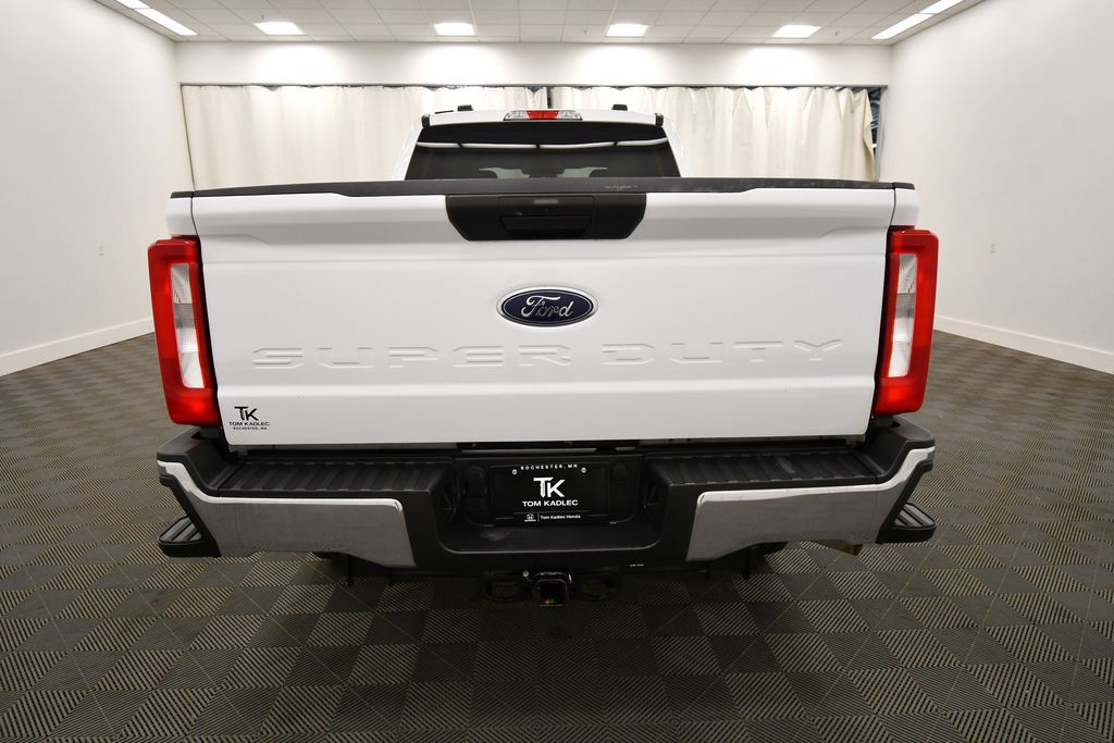 Used 2024 Ford F-350SD Truck