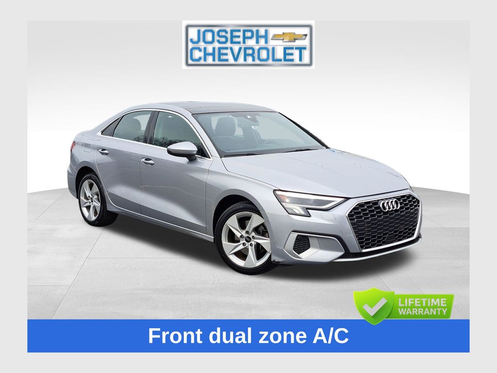 Glacier White Metallic 2024 Audi A3 40 TFSI Premium FWD Sedan Front-Wheel Drive 7-Speed Automatic