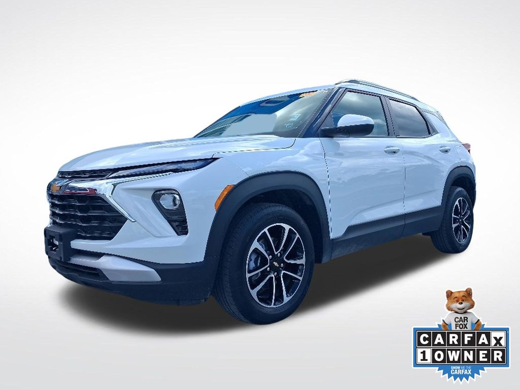 Summit White 2025 Chevrolet Trailblazer SUV / Crossover Four-Wheel Drive 9-Speed Automatic