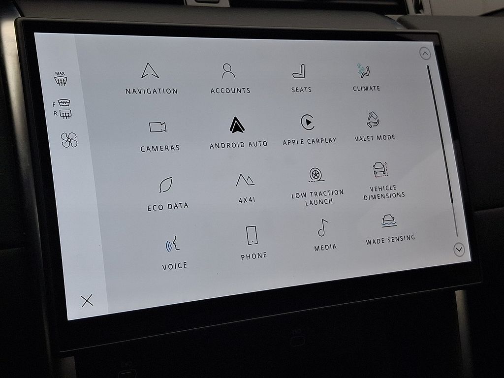 Thumbnail: 2025 Land Rover Discovery Sport - 26