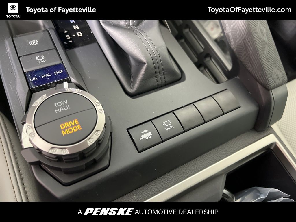 2025 Toyota Tacoma Limited 32