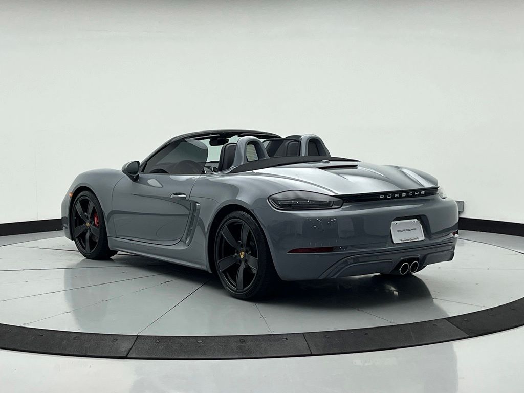 Thumbnail: 2024 Porsche 718 Boxster - 3