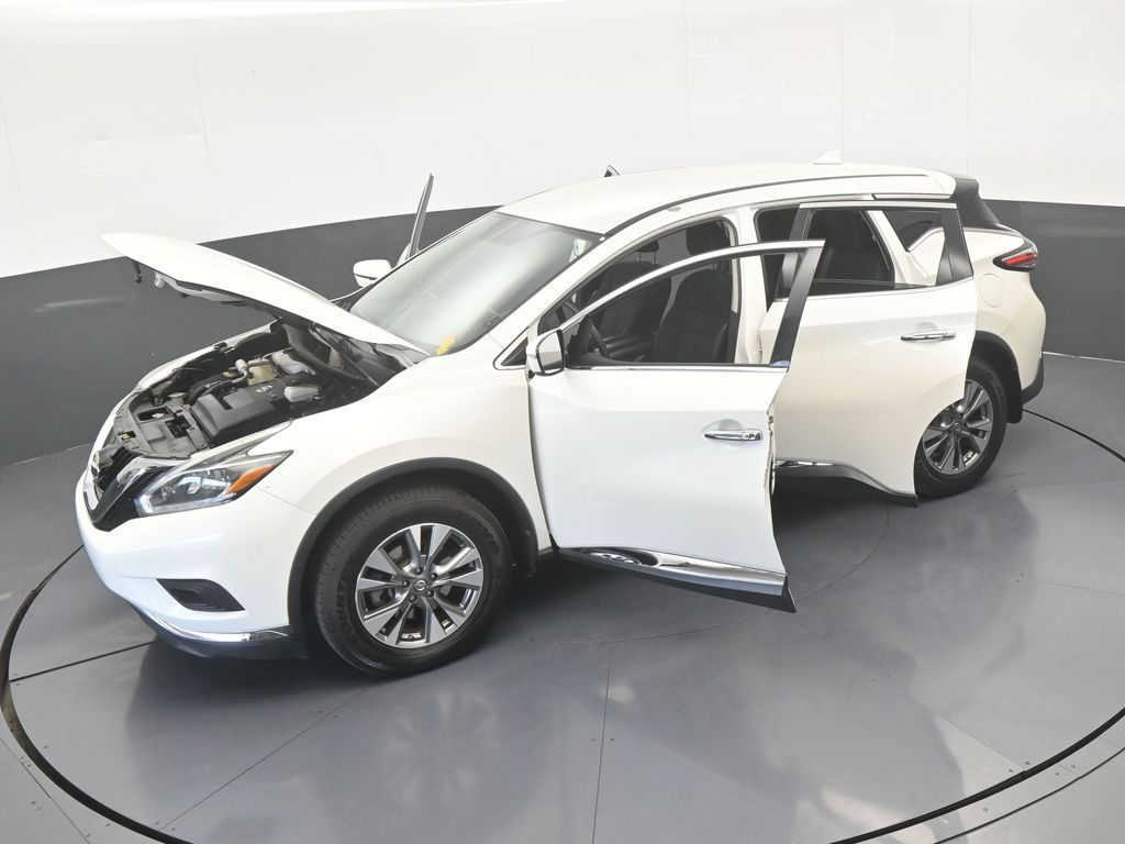 Used 2018 Pearl White Nissan S image 61