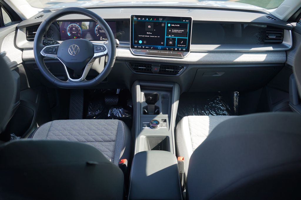 Thumbnail: 2025 Volkswagen Tiguan - 8