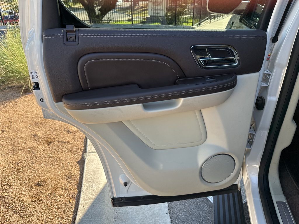 Used Car 2013 Cadillac Escalade  Platinum Edition For Sale Under $20,000 In Austin, Texas
