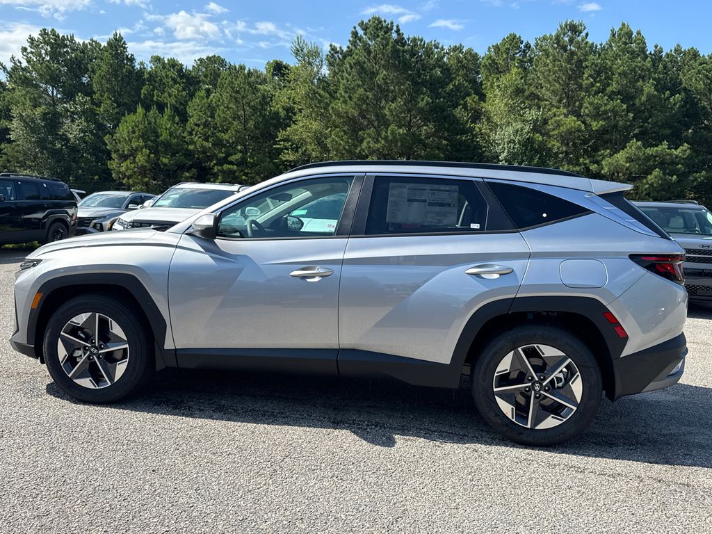2025 Hyundai Tucson SEL photo 2
