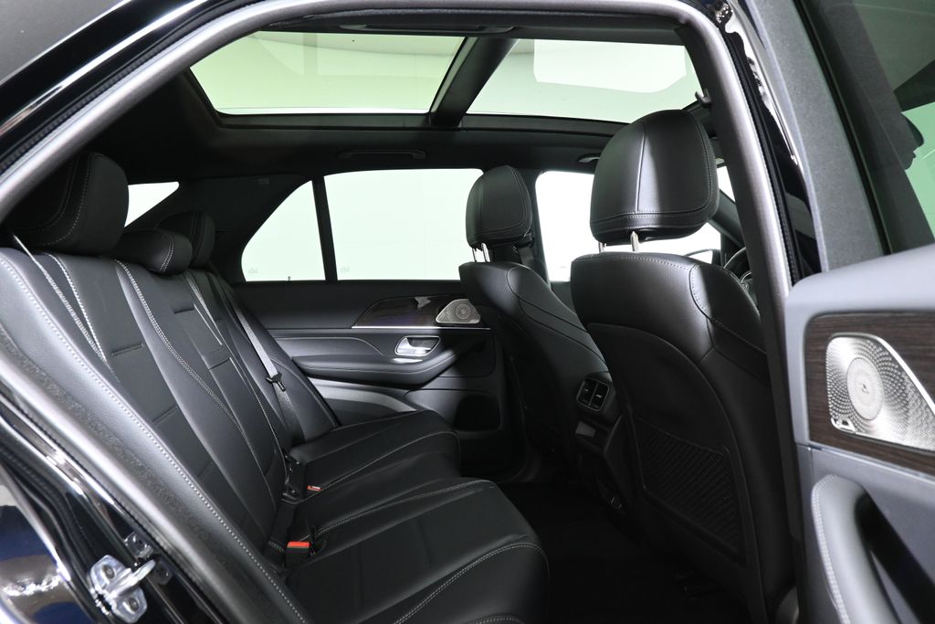 Thumbnail: 2026 Mercedes-Benz GLE - 20