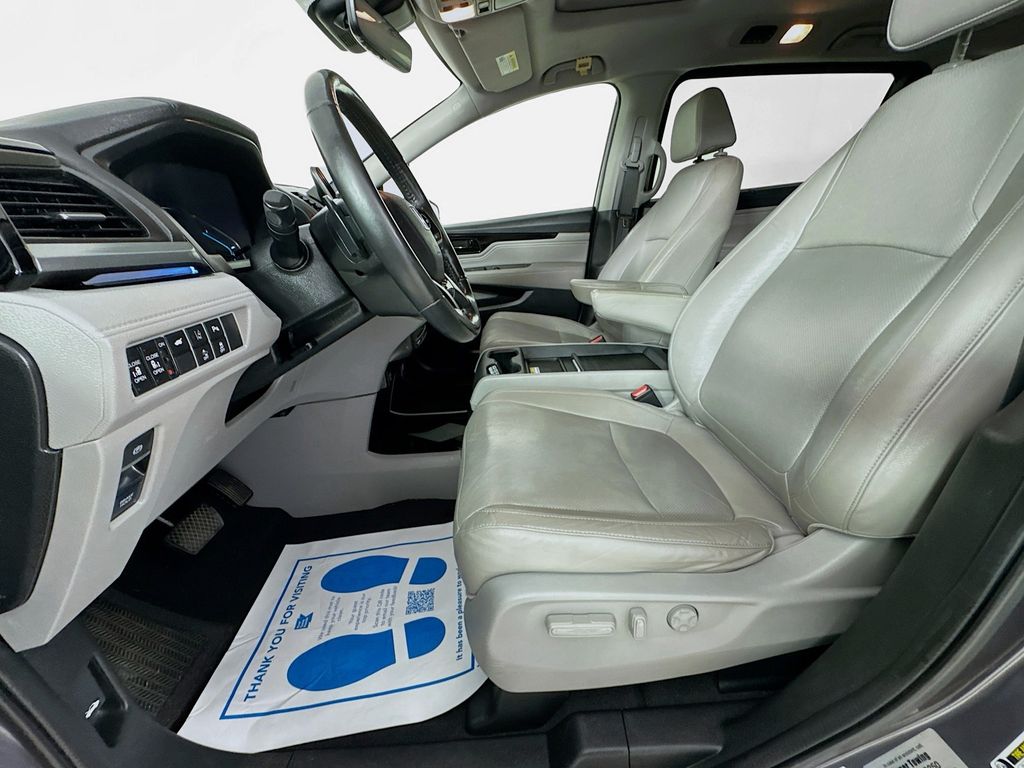 Used Car 2018 Honda Odyssey  Elite For Sale Under $20,000 In Austin, Texas