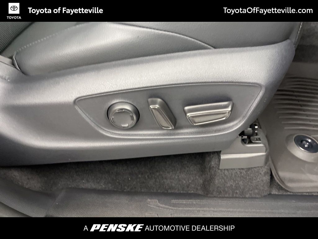 Thumbnail: 2025 Toyota Tacoma - 9