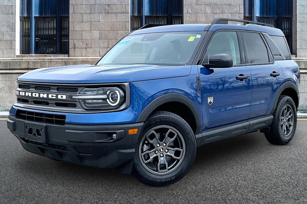 View vehicle photo 2