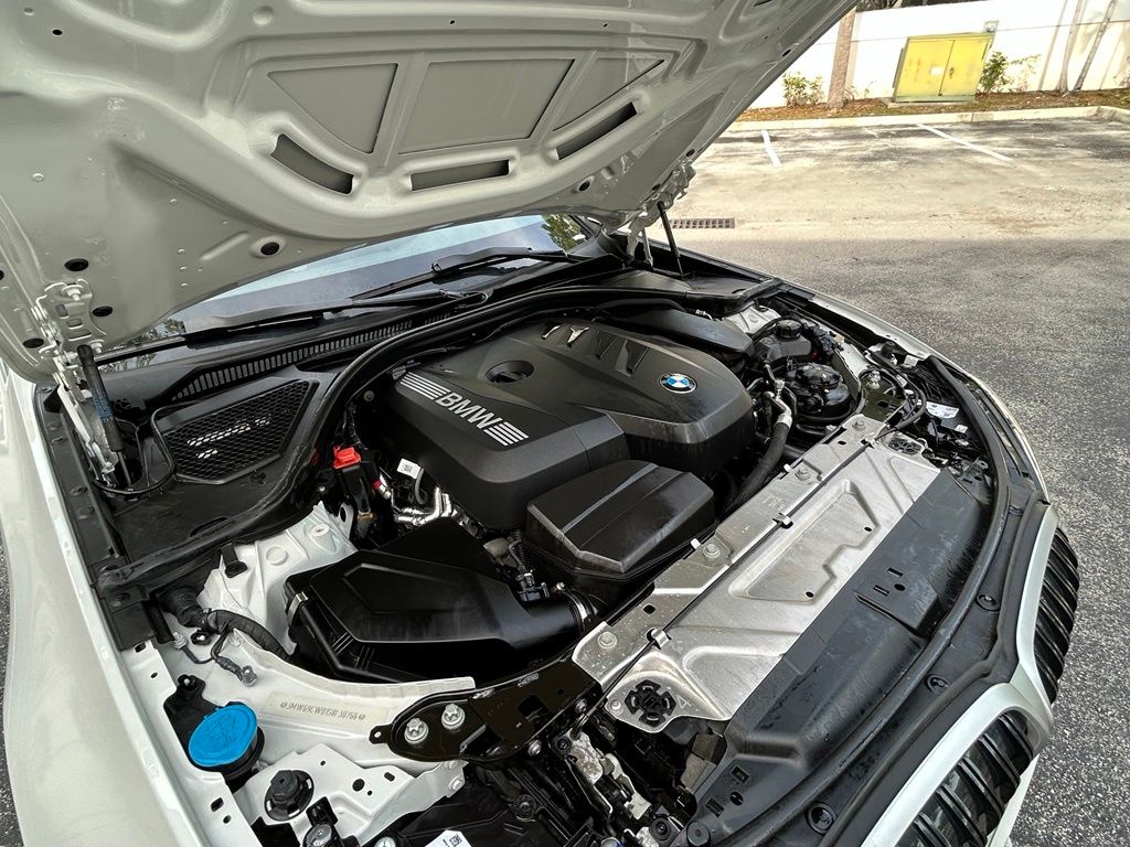Used 2025 White BMW 330i image 28