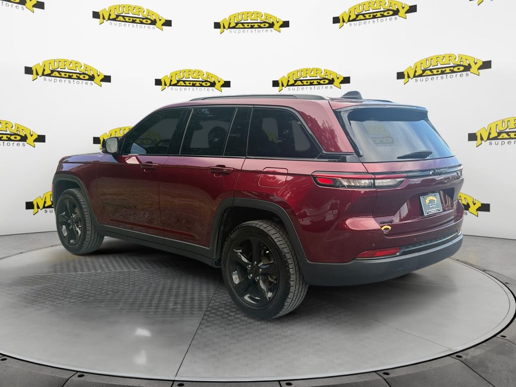 2023 Velvet Red Pearlcoat Jeep Grand Cherokee Altitude X 4X4 SUV