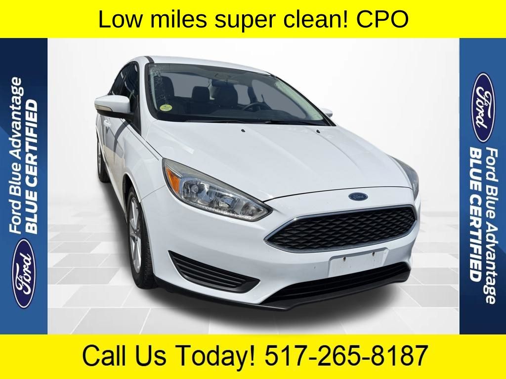 Oxford White 2017 Ford Focus SE Sedan Front-Wheel Drive 6-Speed Automatic