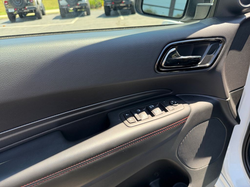 2025 Dodge Durango R/T - 10