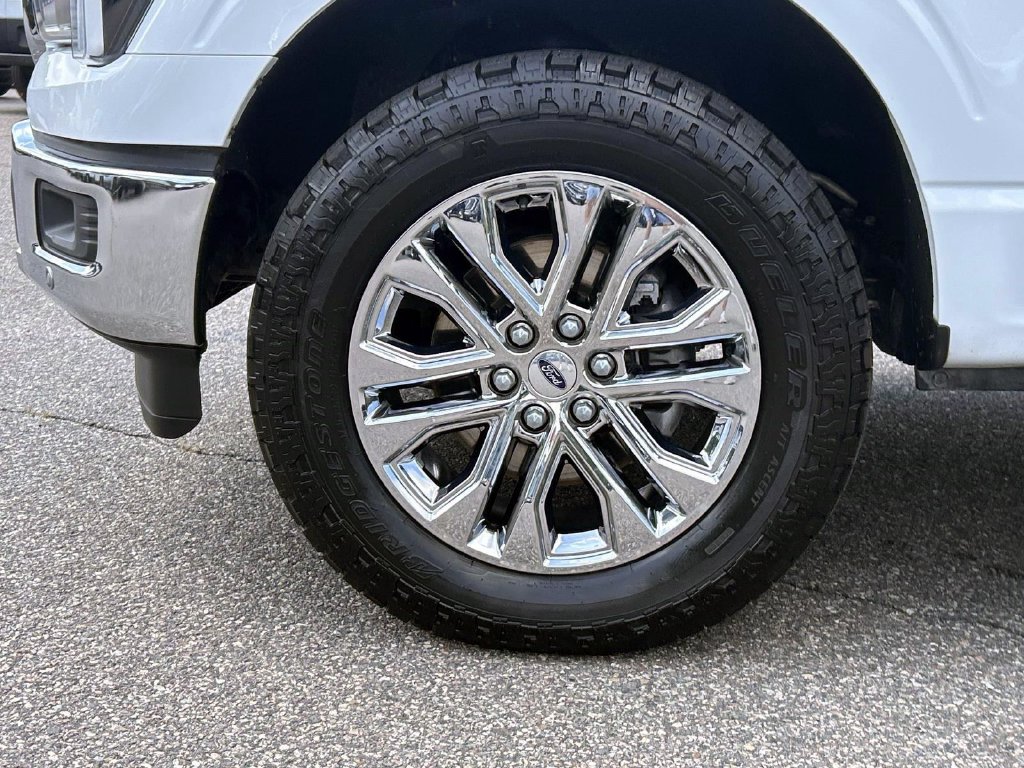 2025 Ford F-150 Lariat Oxford White - Grieco Acura - Image 9