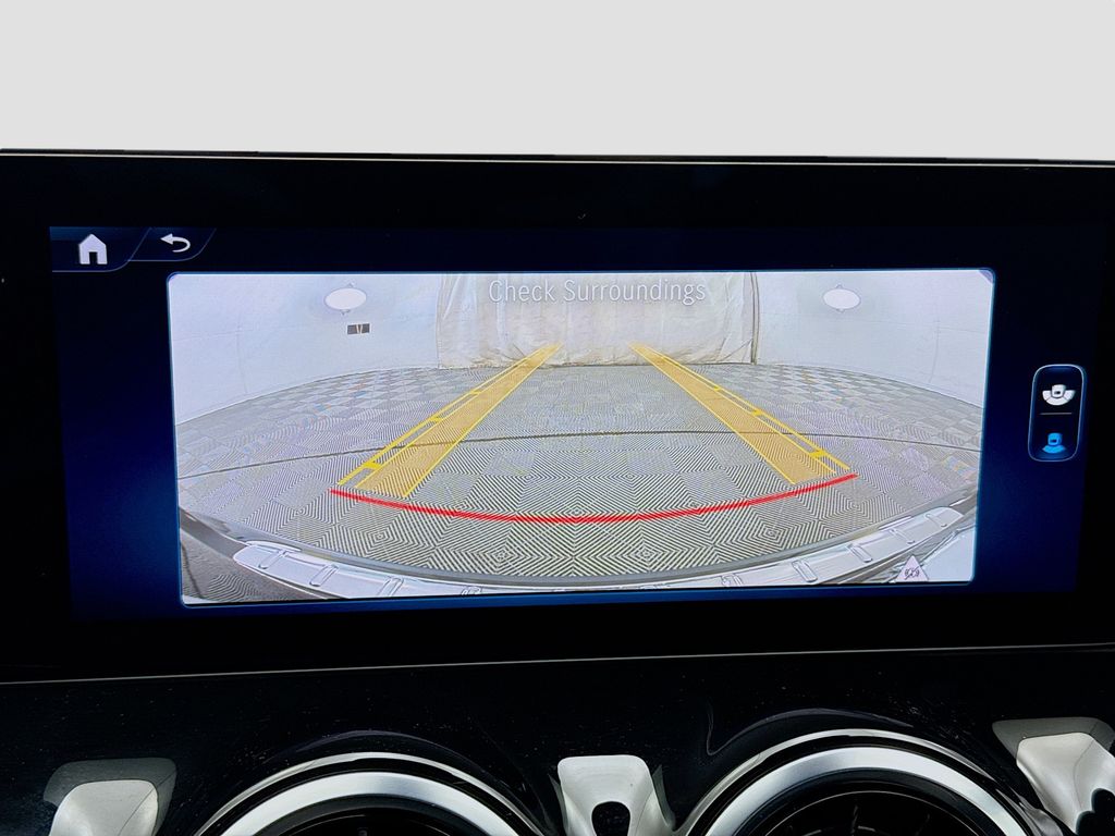 Thumbnail: 2025 Mercedes-Benz GLA - 14