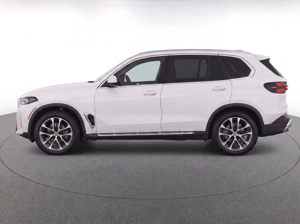 Thumbnail: 2024 BMW X5 - 6