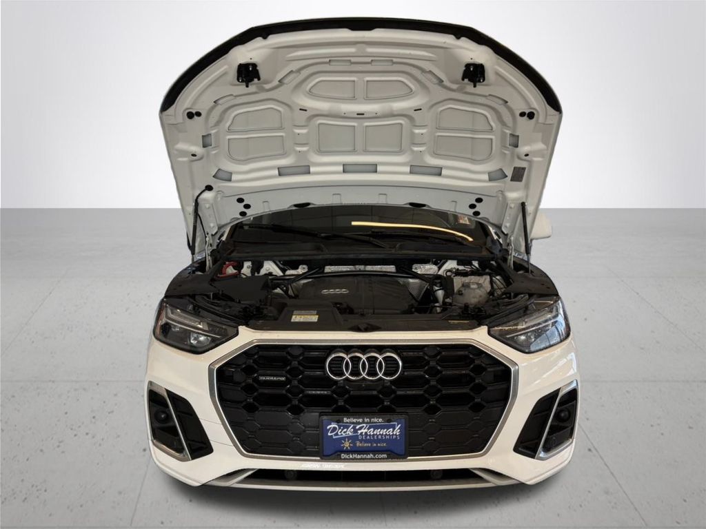 2023 Audi Q5 45 S line Premium photo 4