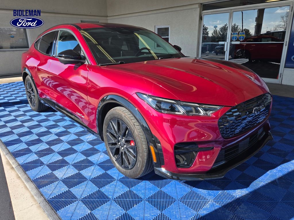 2025 Ford Mustang Mach-E Premium AWD