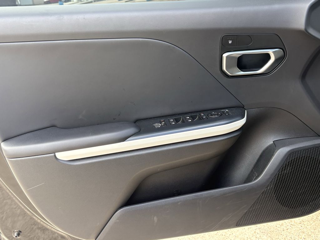 Certified Used 2025 Aurora Black Pearl Kia GT-Line image 10