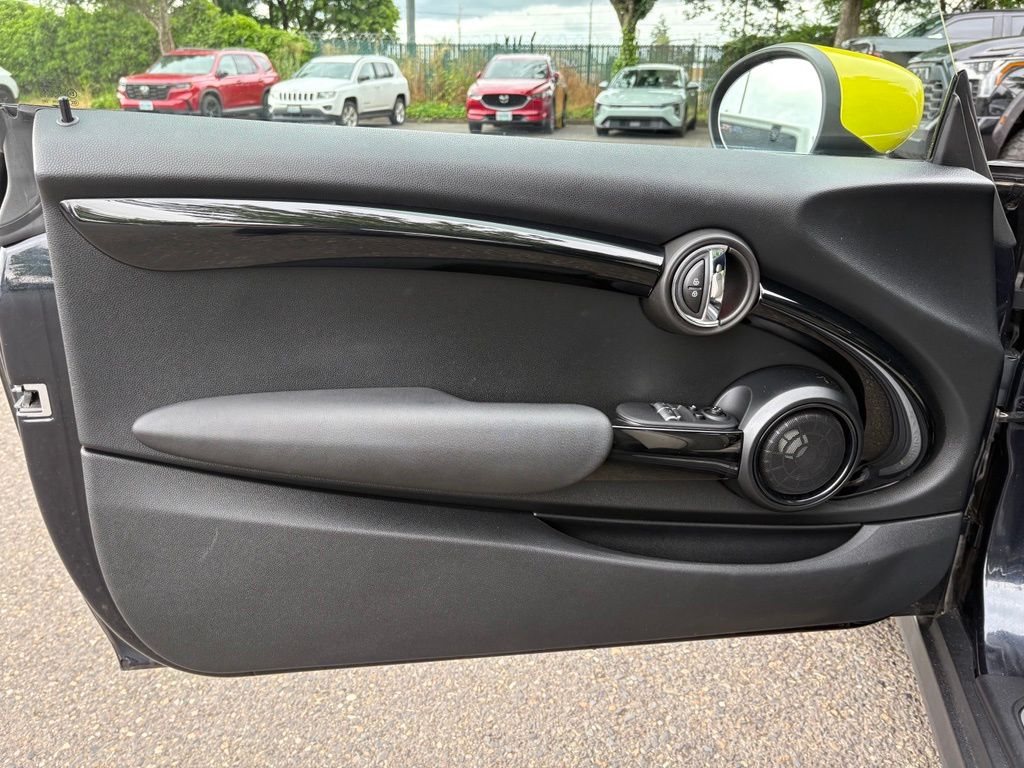 2020 MINI Cooper SE Electric Iconic