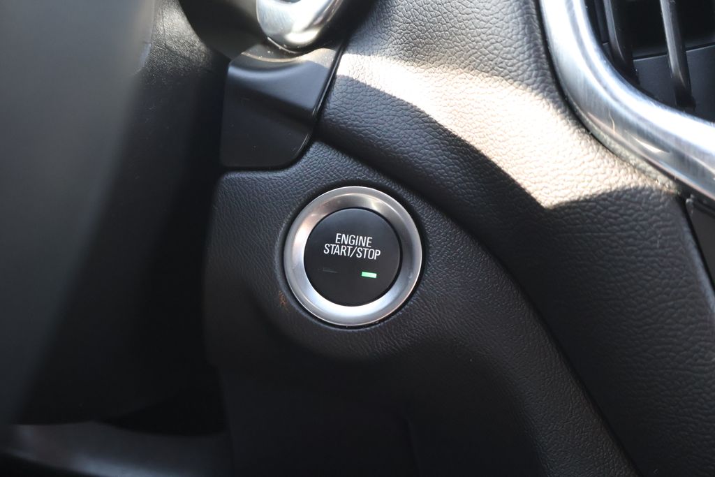 2023 Chevrolet Equinox LT 26