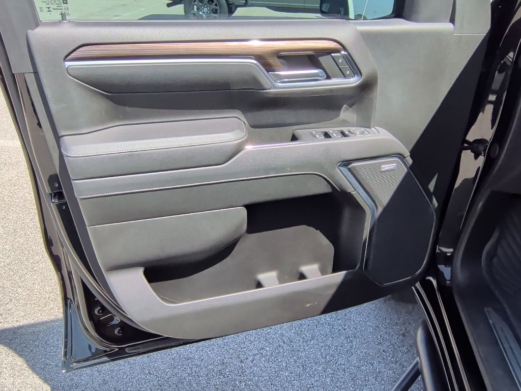 2024 Chevrolet Silverado 1500 LT Trail Boss - 9