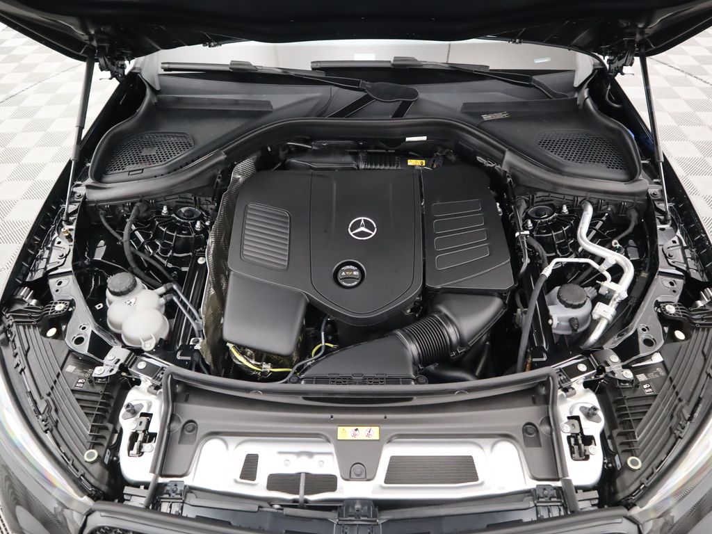 Thumbnail: 2026 Mercedes-Benz GLC - 31