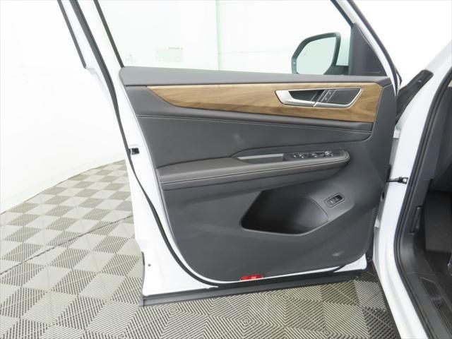 Thumbnail: 2026 Volkswagen Atlas - 24