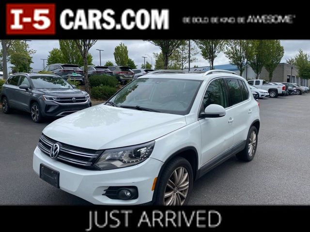 Pure White 2016 Volkswagen Tiguan SUV / Crossover All-Wheel Drive 6-Speed Automatic