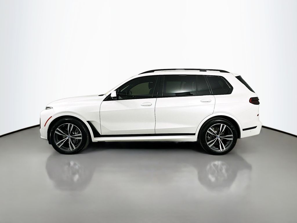 2023 BMW X7 xDrive40i 8