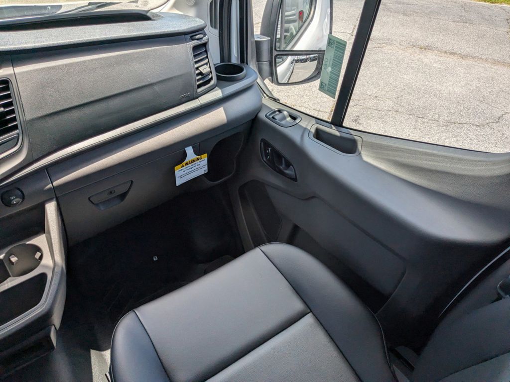 2025 Ford Transit 250