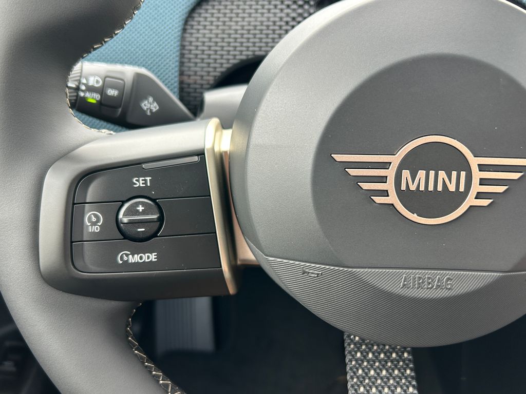 Thumbnail: 2025 MINI Cooper Countryman - 19