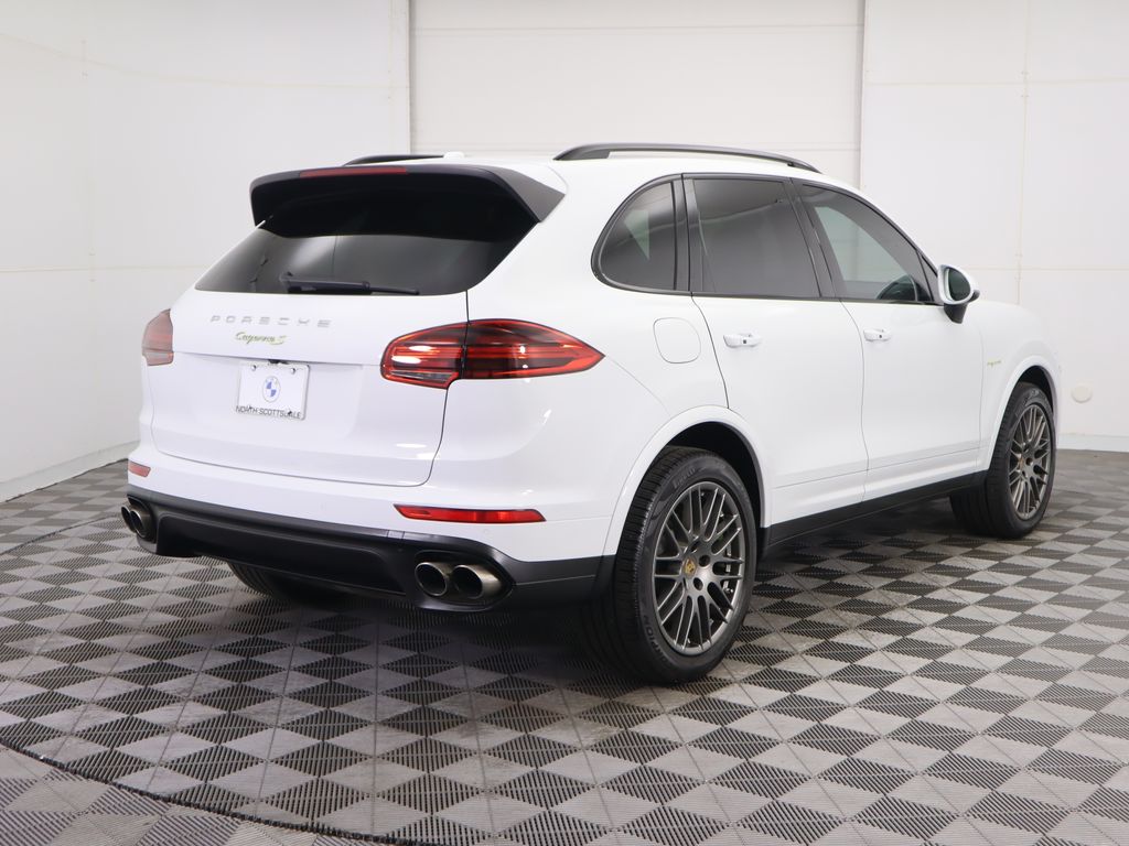 Thumbnail: 2018 Porsche Cayenne - 5