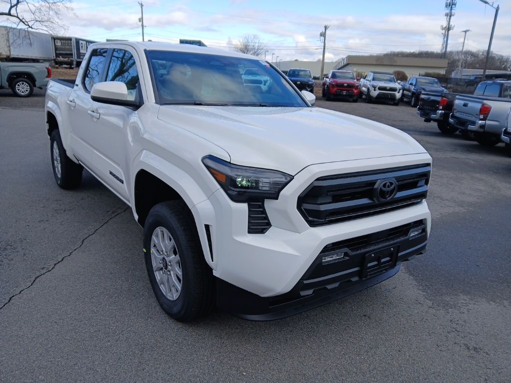 2026 Toyota Tacoma SR5's photo