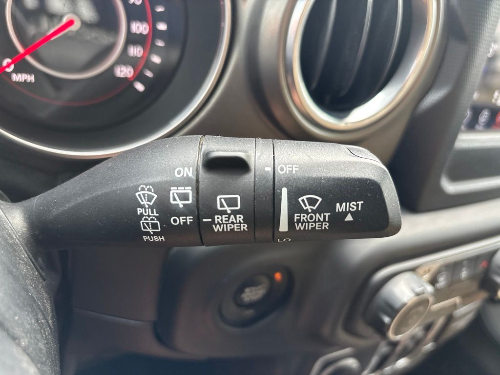 Used 2018 Jeep Wrangler SUV