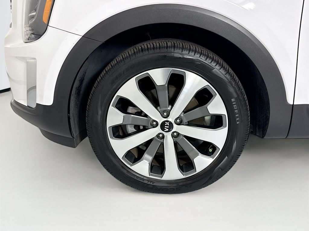 Thumbnail: 2021 Kia Telluride - 30