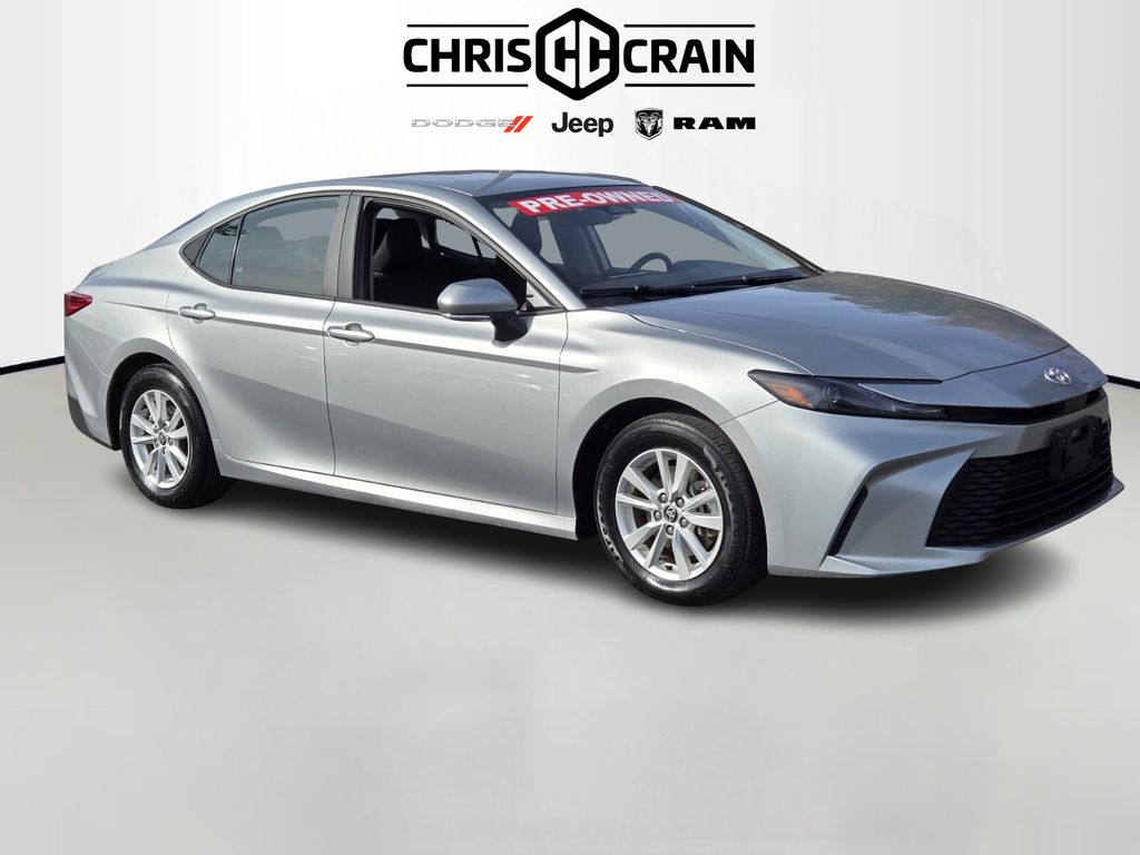 2025 Toyota Camry LE FWD