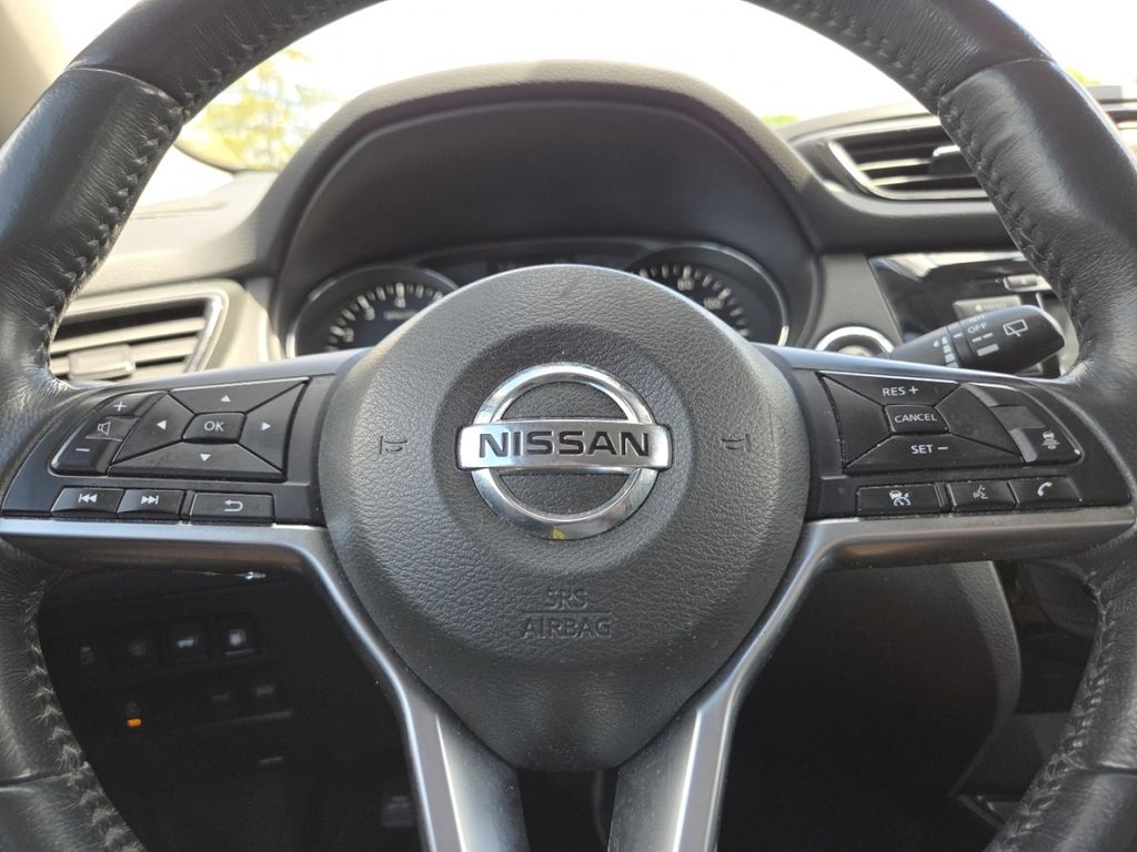 used 2018 Nissan Rogue car, priced at $12,397