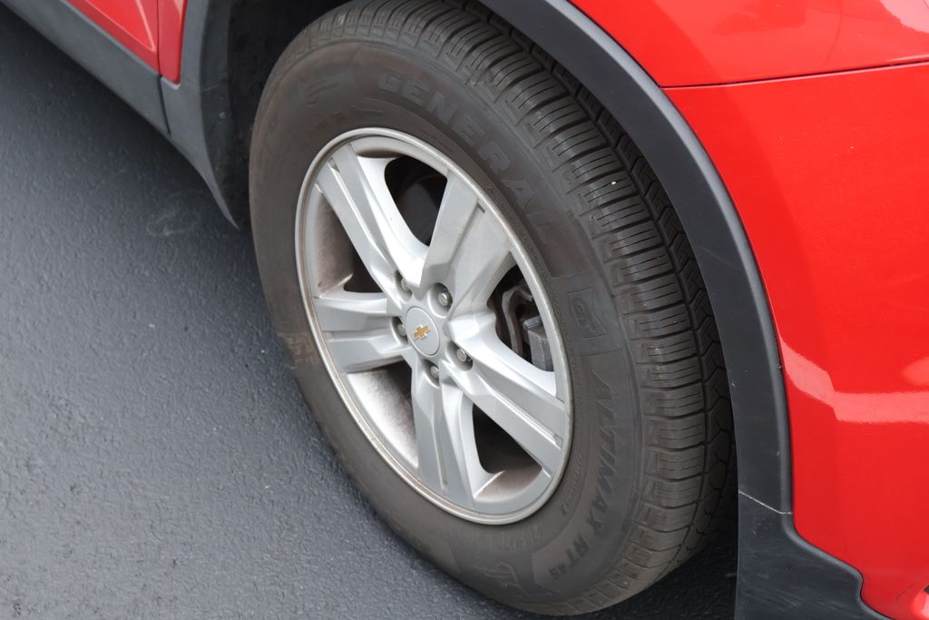 Thumbnail: 2020 Chevrolet Trax - 5