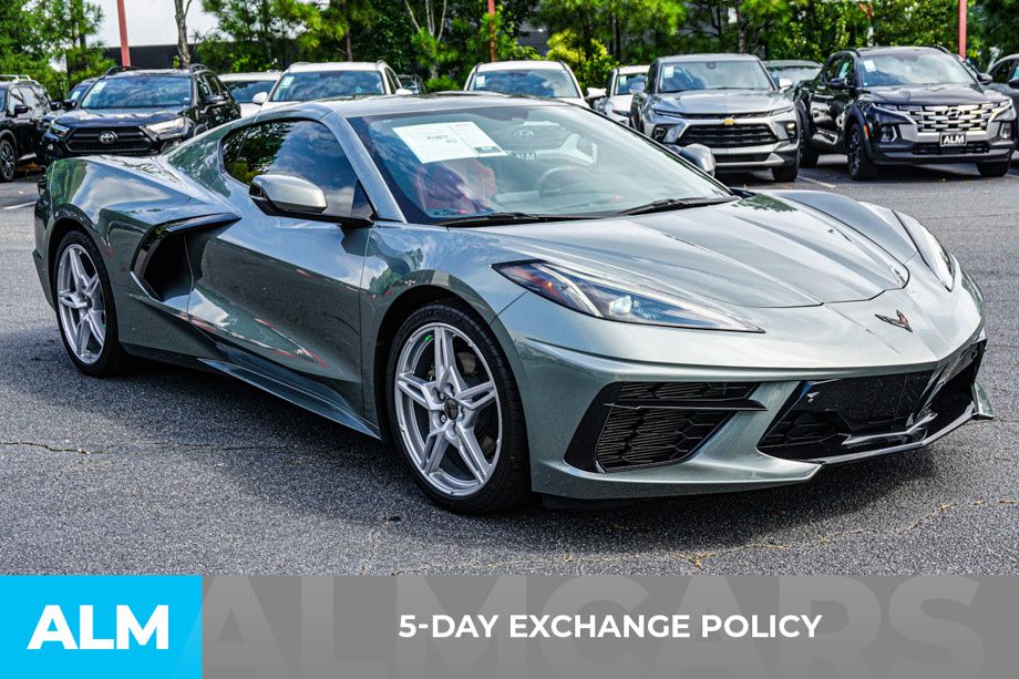 2023 Chevrolet Corvette Stingray 2LT photo 3