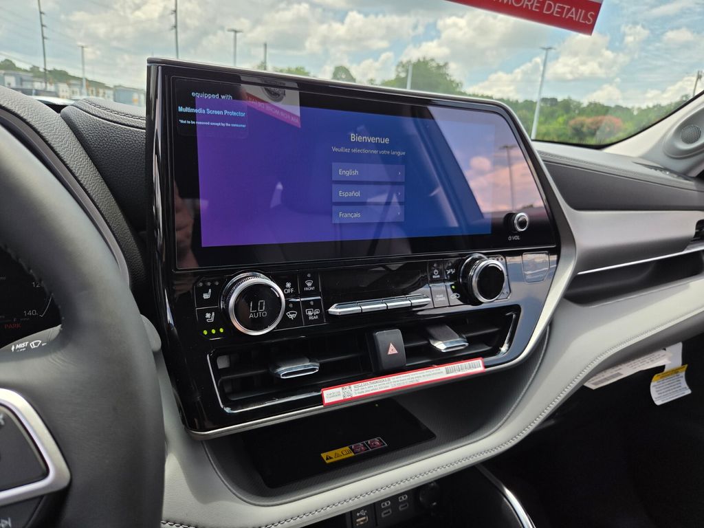 New 2026 Toyota Highlander SUV