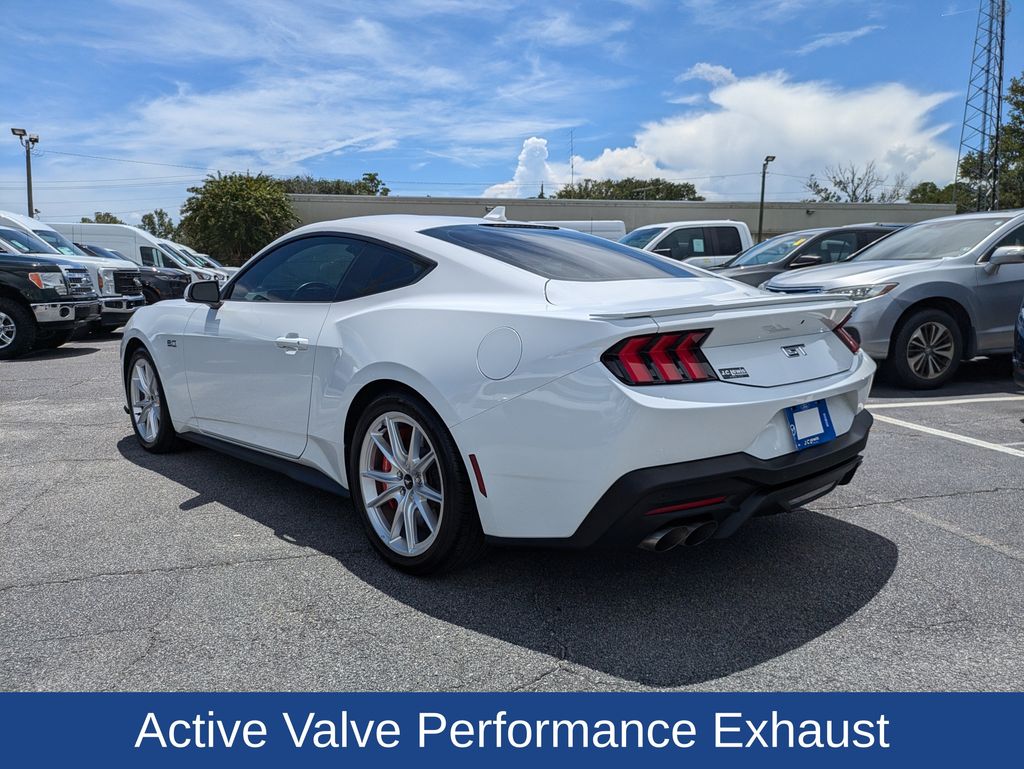 2025 Ford Mustang GT Premium Fastback