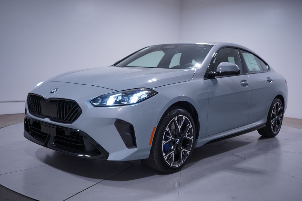 Thumbnail: 2026 BMW 2 Series - 1