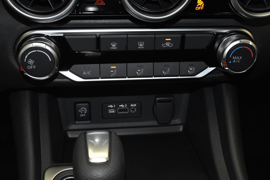2025 Nissan Sentra SV 20