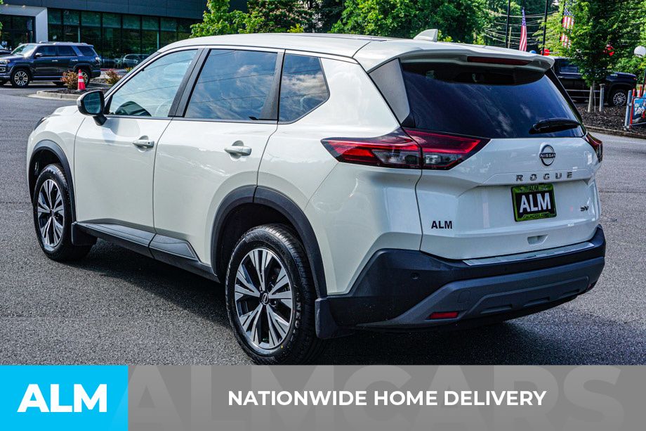2023 Nissan Rogue SV photo 4