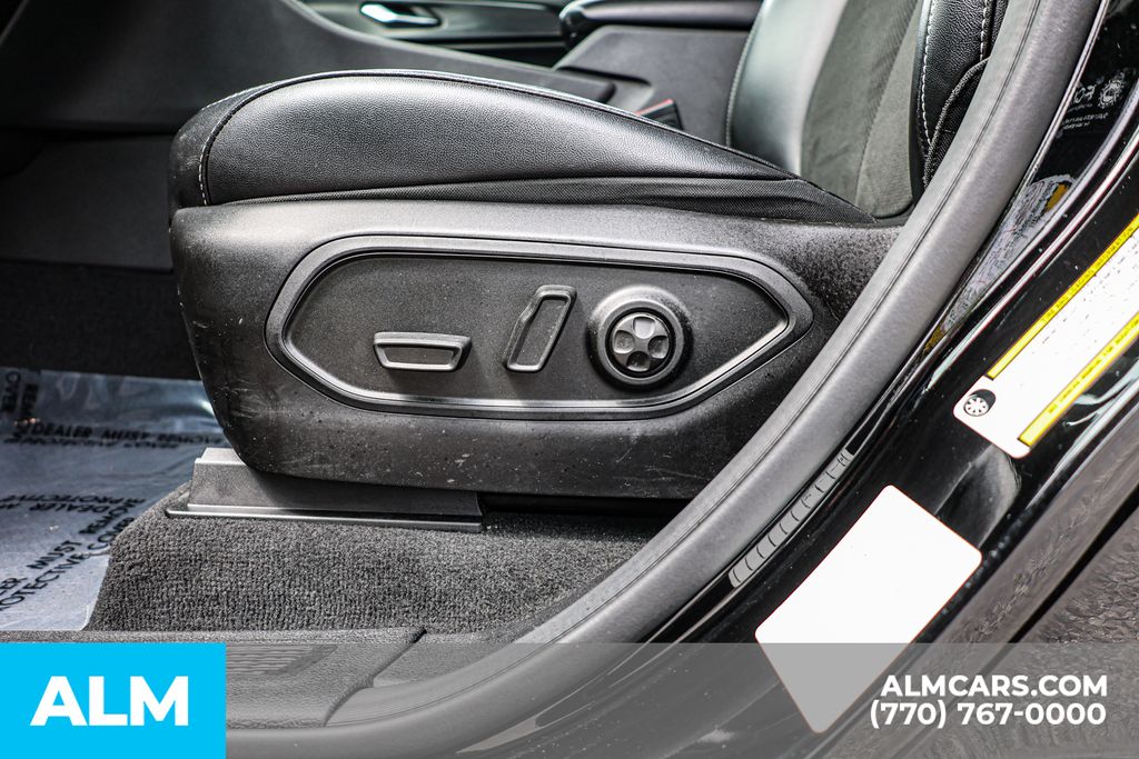 Used 2025 Black Jeep Altitude / MT Certified image 25