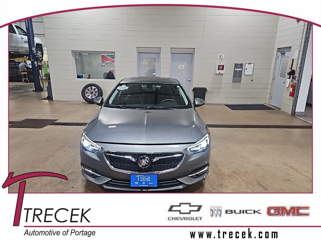 2019 Buick Regal Sportback Essence AWD
