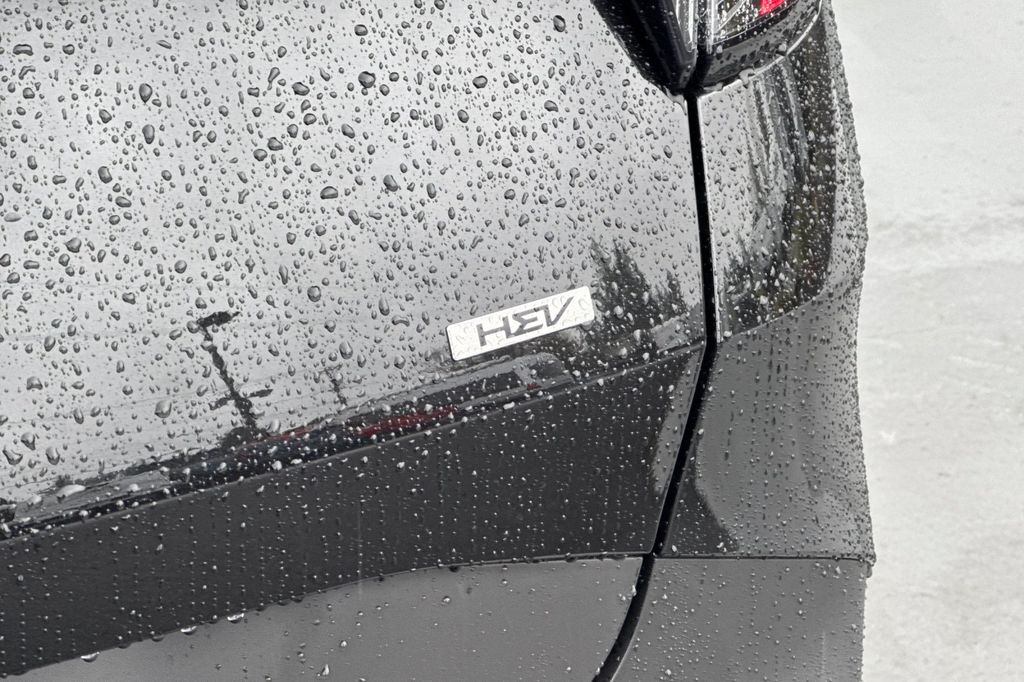 new 2026 Kia Sportage Hybrid car, priced at $35,485