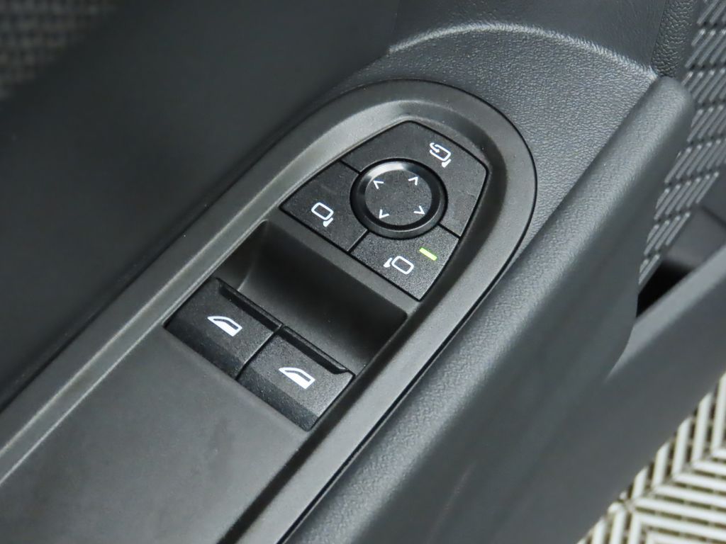 Thumbnail: 2026 MINI Cooper - 25